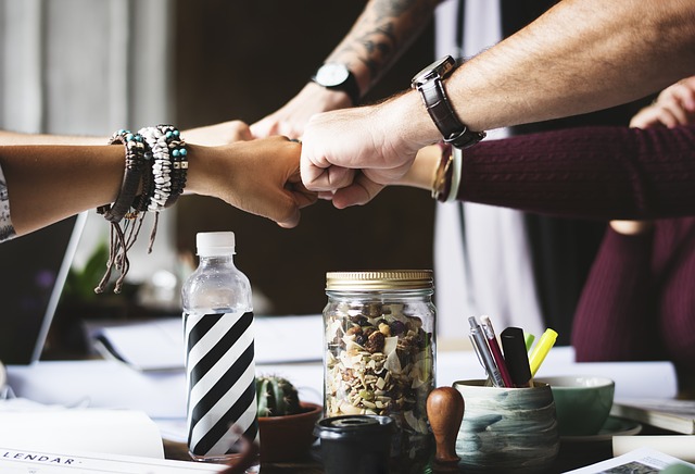 8 consejos de capacitación para el personal retail para mejorar el rendimiento, las ventas y el servicio al cliente.